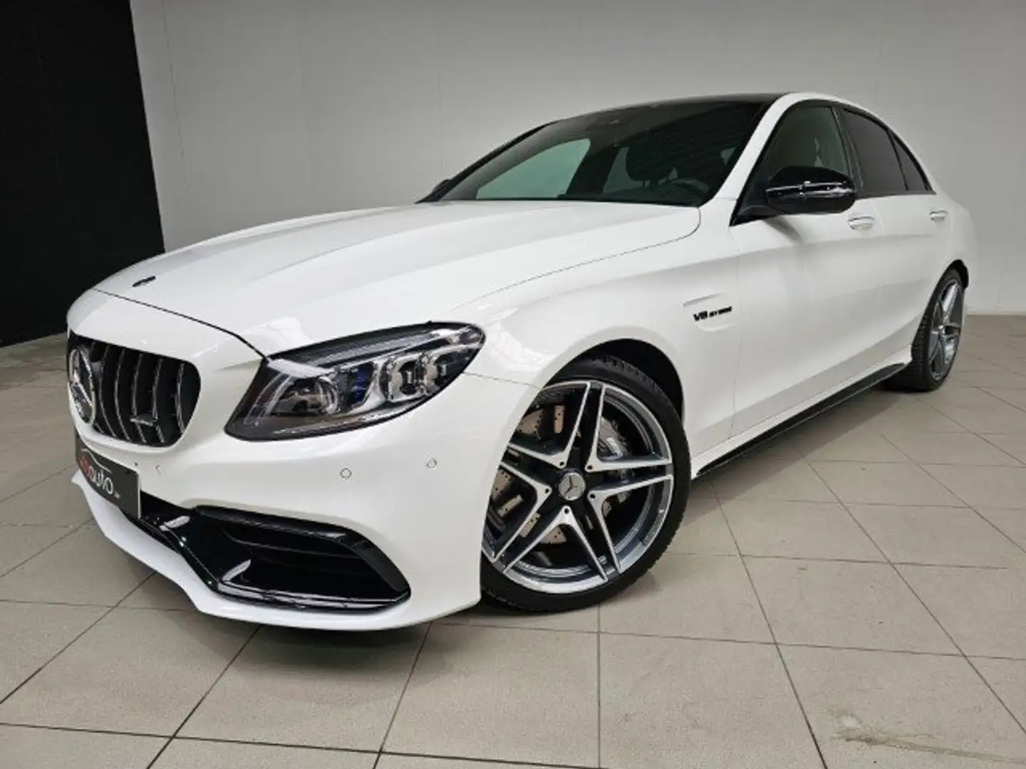 Mercedes-Benz C 63 AMG AMG C 63 AMG V8 Turbo Wit - 2