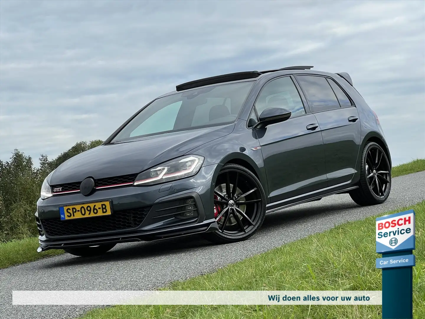 Volkswagen Golf GTI 7.5 2.0 TSI Performance 245PK / Pano / Virtual Coc Bleu - 1