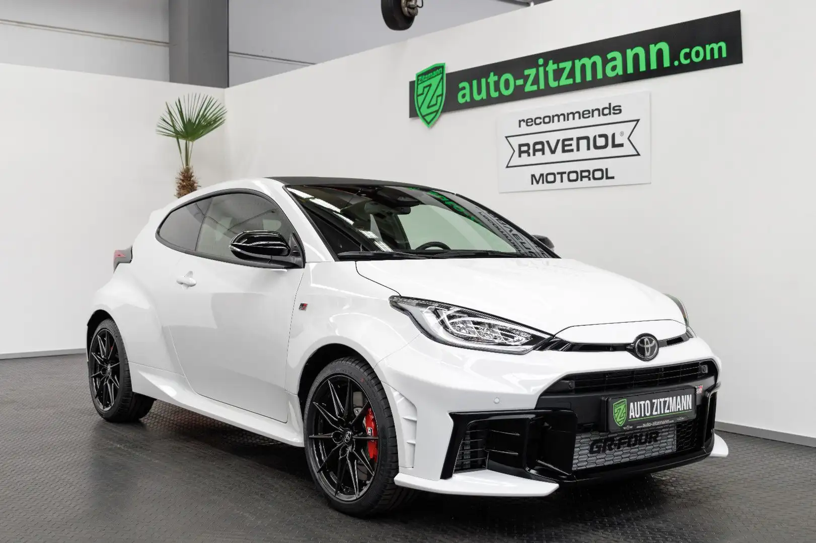 Toyota Yaris GR/SCHMIEDERÄDER/FACELIFT/CONVENIENCE/VOLL Biały - 1
