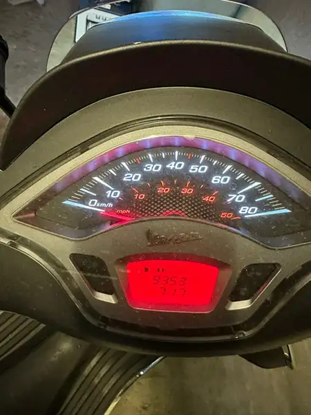 Vespa Sprint S 50 - foto 4