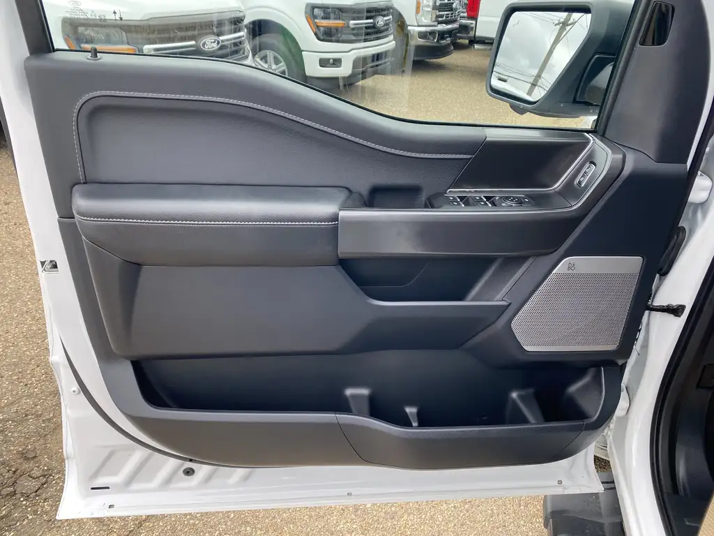2024 Ford F-150 SuperCrew XLT SuperCrew 145 | 360-Cam | Parking Sensors | SY — photo 7