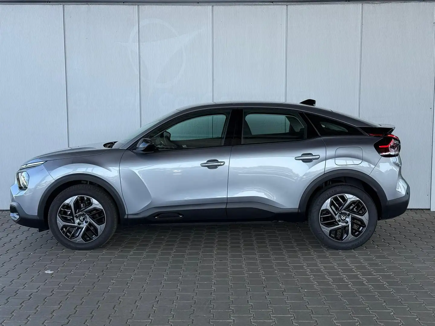 Citroen C4 Plus 1.2 ESS 130 PS EAT8 / Navi PDC m.Kamera LE... Argent - 2