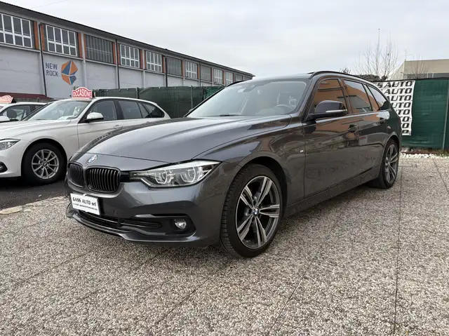 BMW 320 320d Touring xdrive Luxury auto