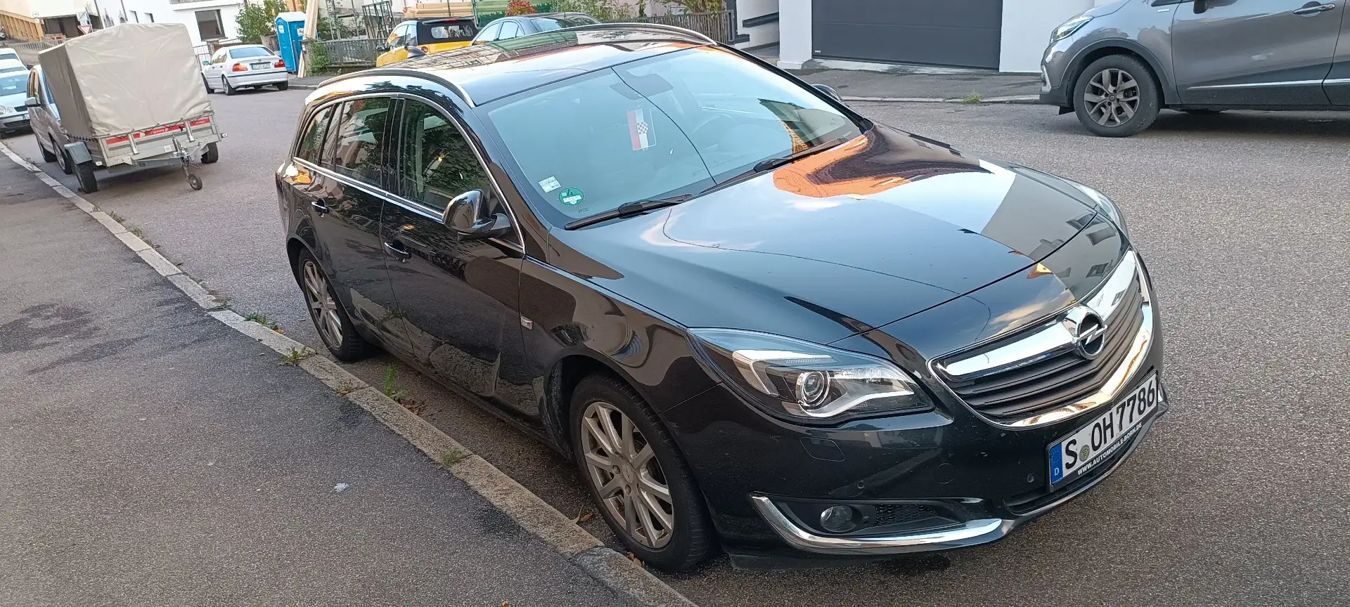 Opel Insignia 2.0 CDTI Sports Tourer Aut. Business Edition - 1