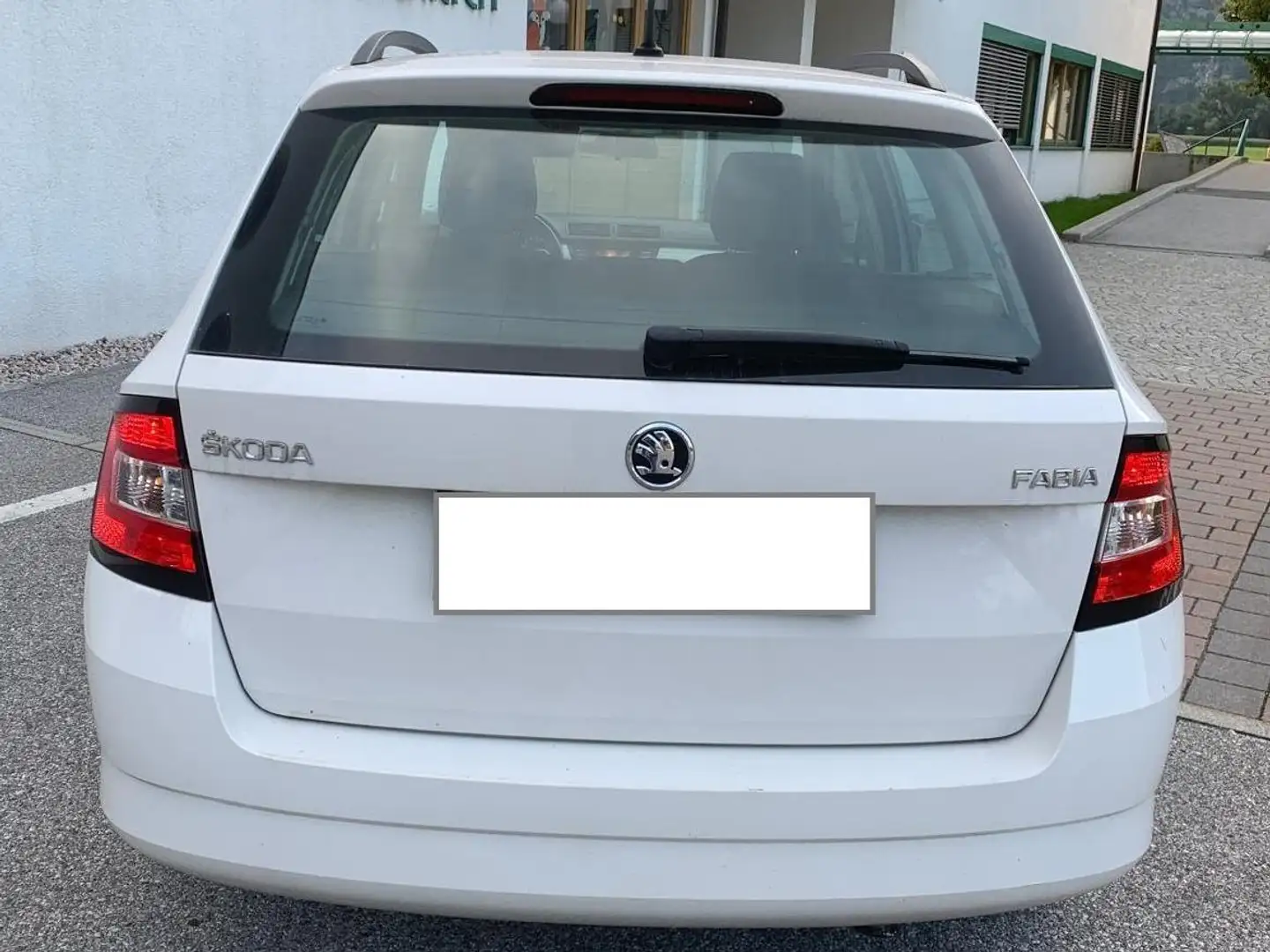 Skoda Fabia Fabia Combi Ambition 1,0 Ambition Weiß - 2