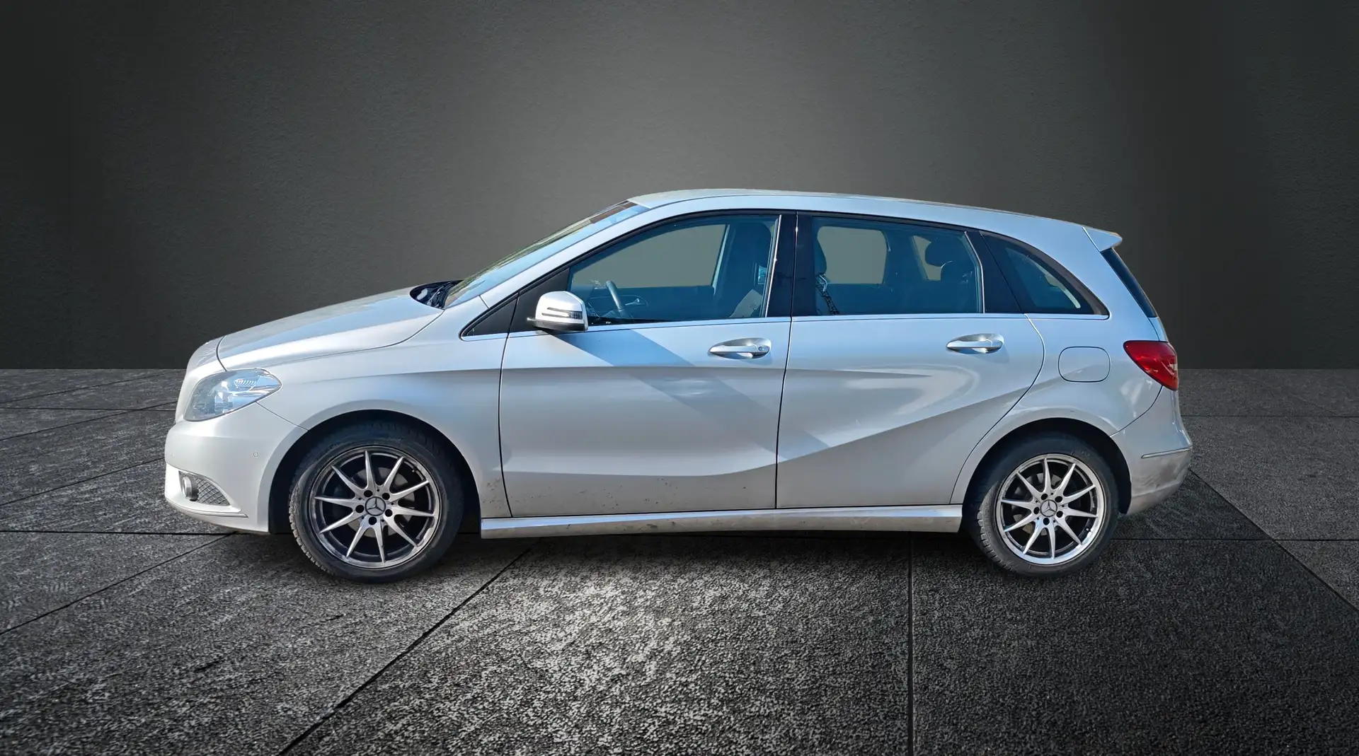 Mercedes-Benz B 180 B 180 CDI / d Grau - 2