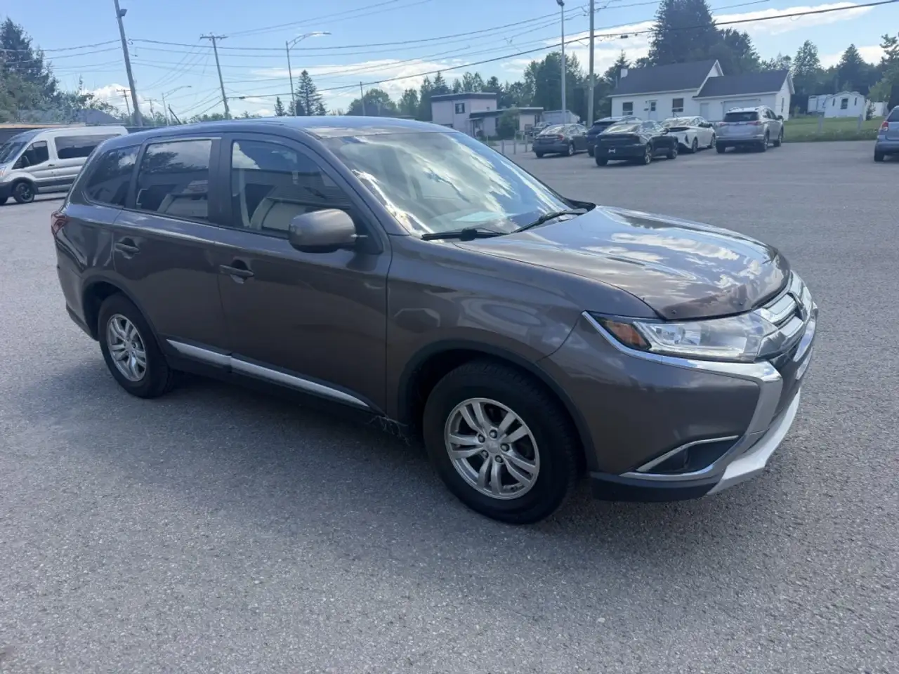 Mitsubishi Outlander photo Mitsubishi Outlander