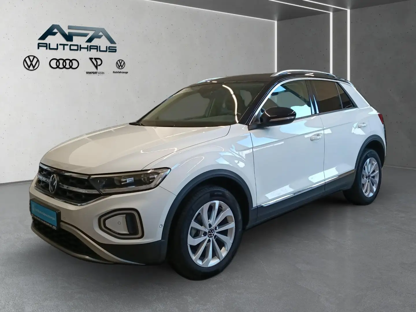 Volkswagen T-Roc 1.5 TSI Style DSG AHK*RFK*LED*App-Connect Weiß - 2