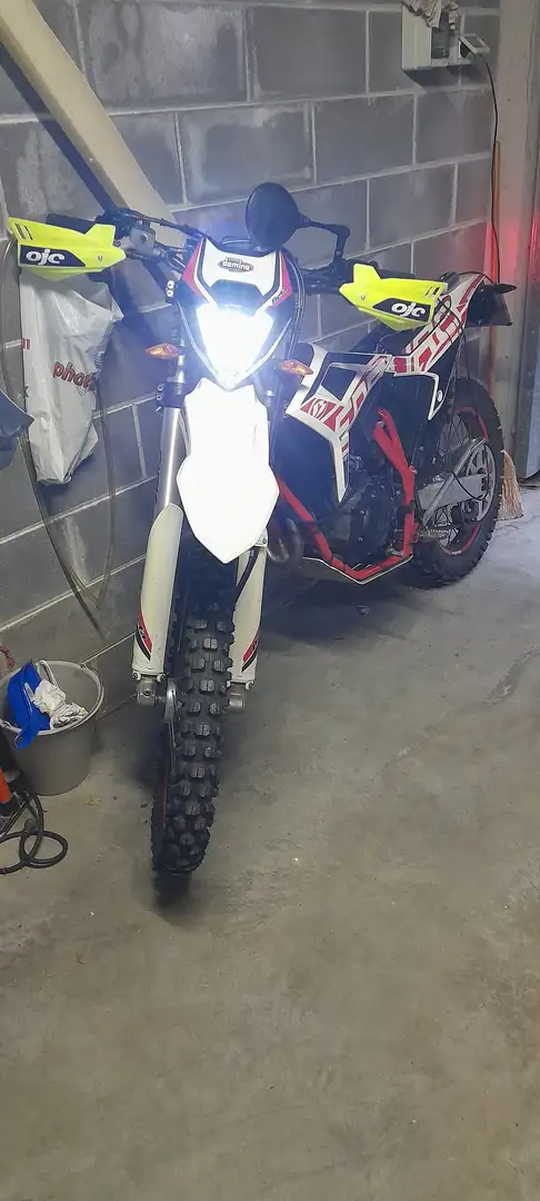 Beta RR 125 Enduro Blanco - 1