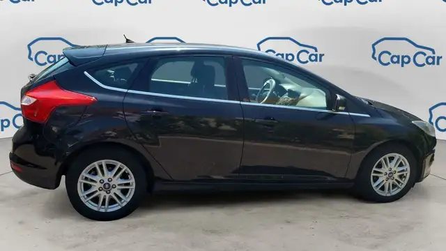 Ford Focus view 4