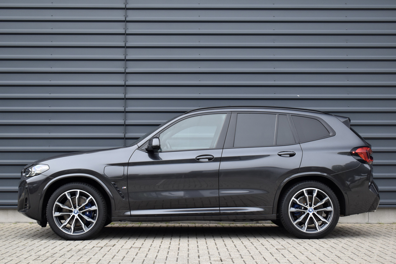 BMW X3 xDrive30e M Sport | Pano | M-Stoelen | ACC | Harma — photo 3