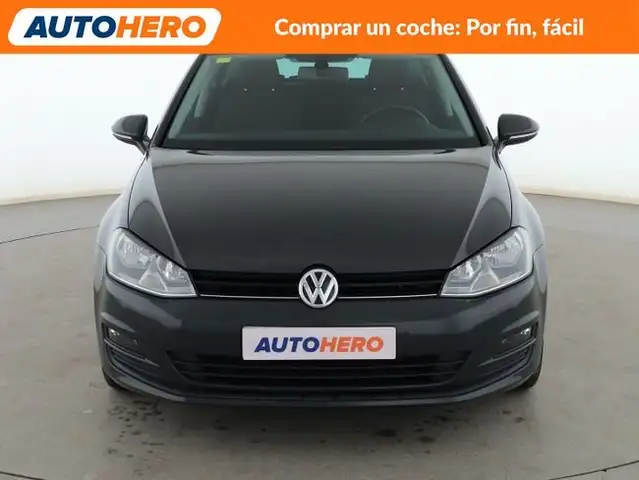 Volkswagen Golf view 9