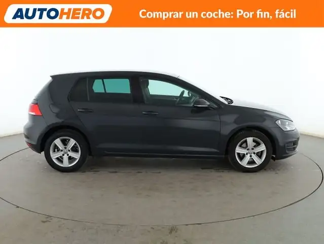 Volkswagen Golf view 7