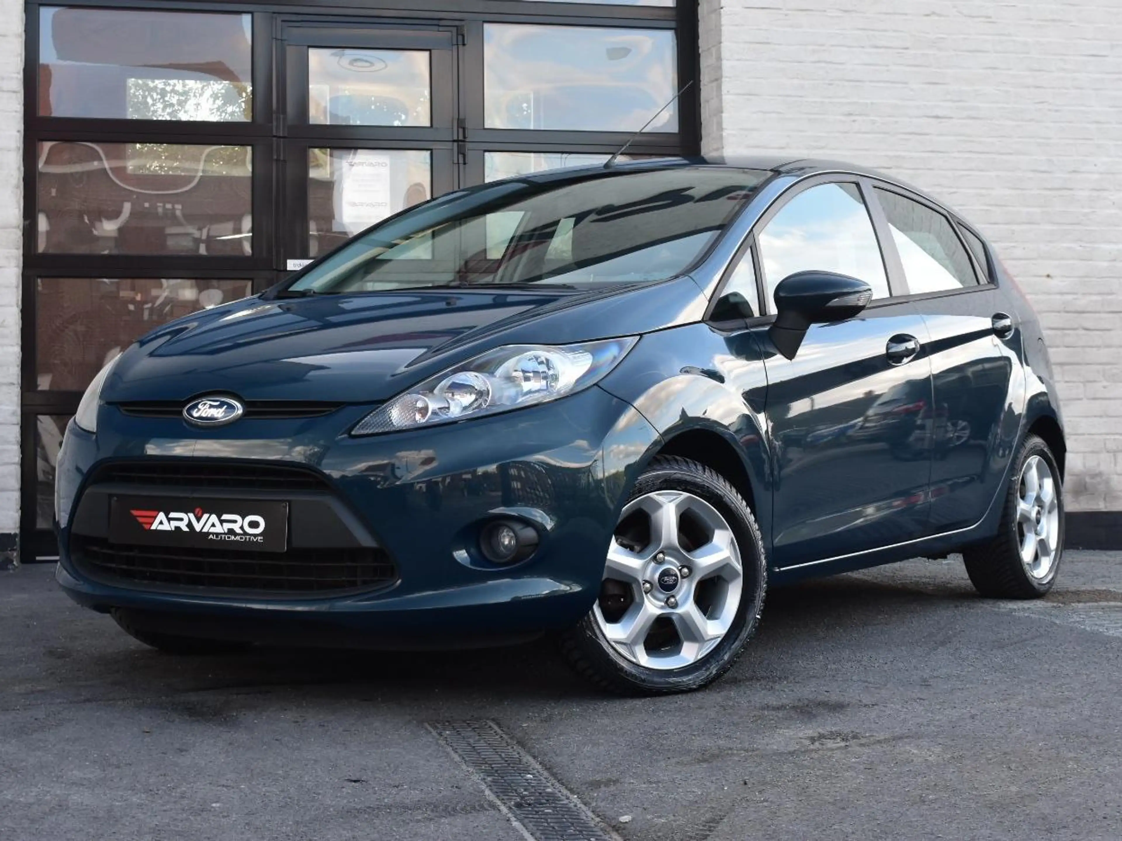 Ford Fiesta 1.25i Titanium / Airco / Topstaat / 31Dkm / Garantie — photo 2