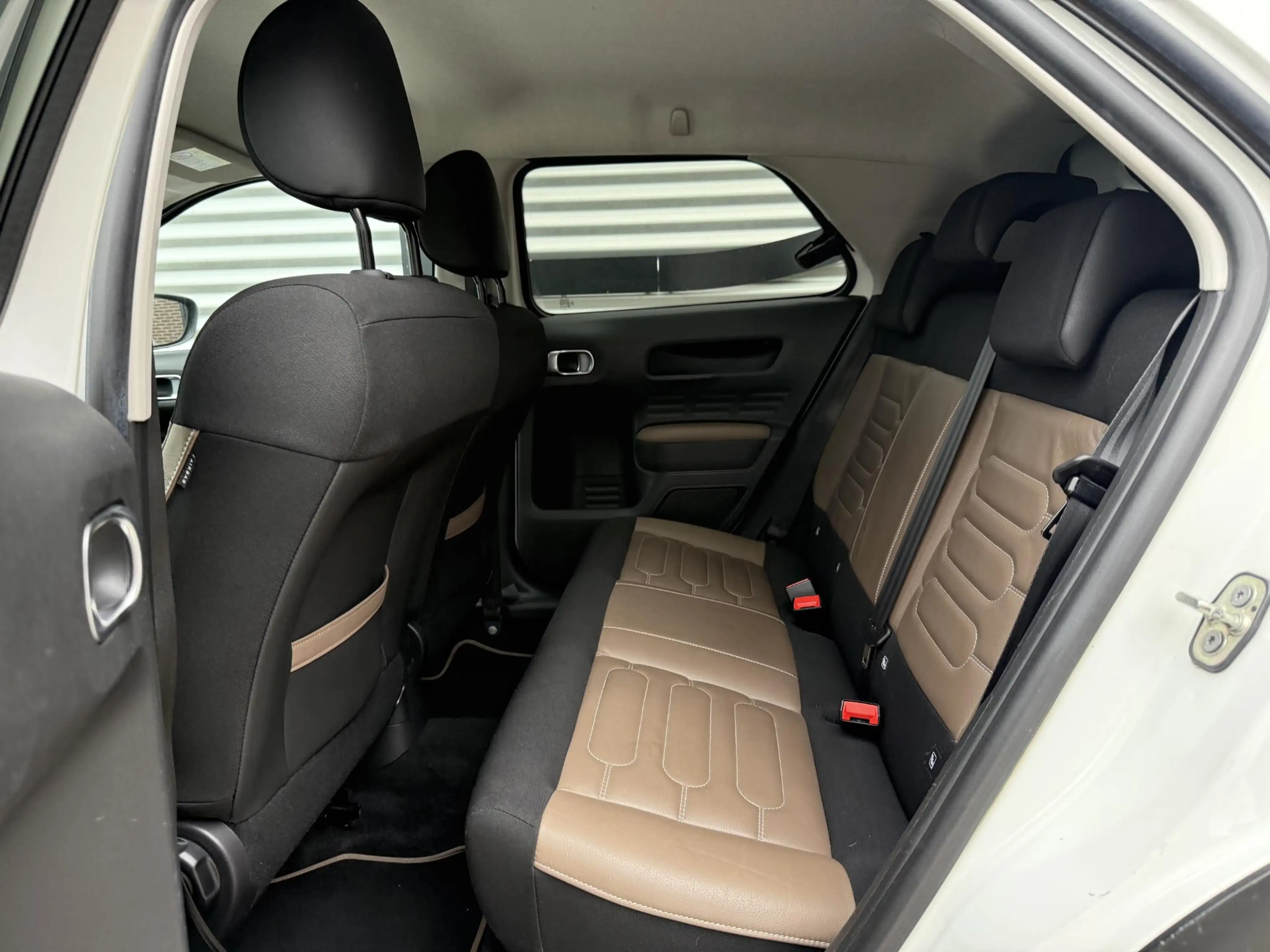 Citroen C4 Cactus 1.2 PureTech Shine Camera|Cruise|Trekhaak|PDC|Stoe — photo 10
