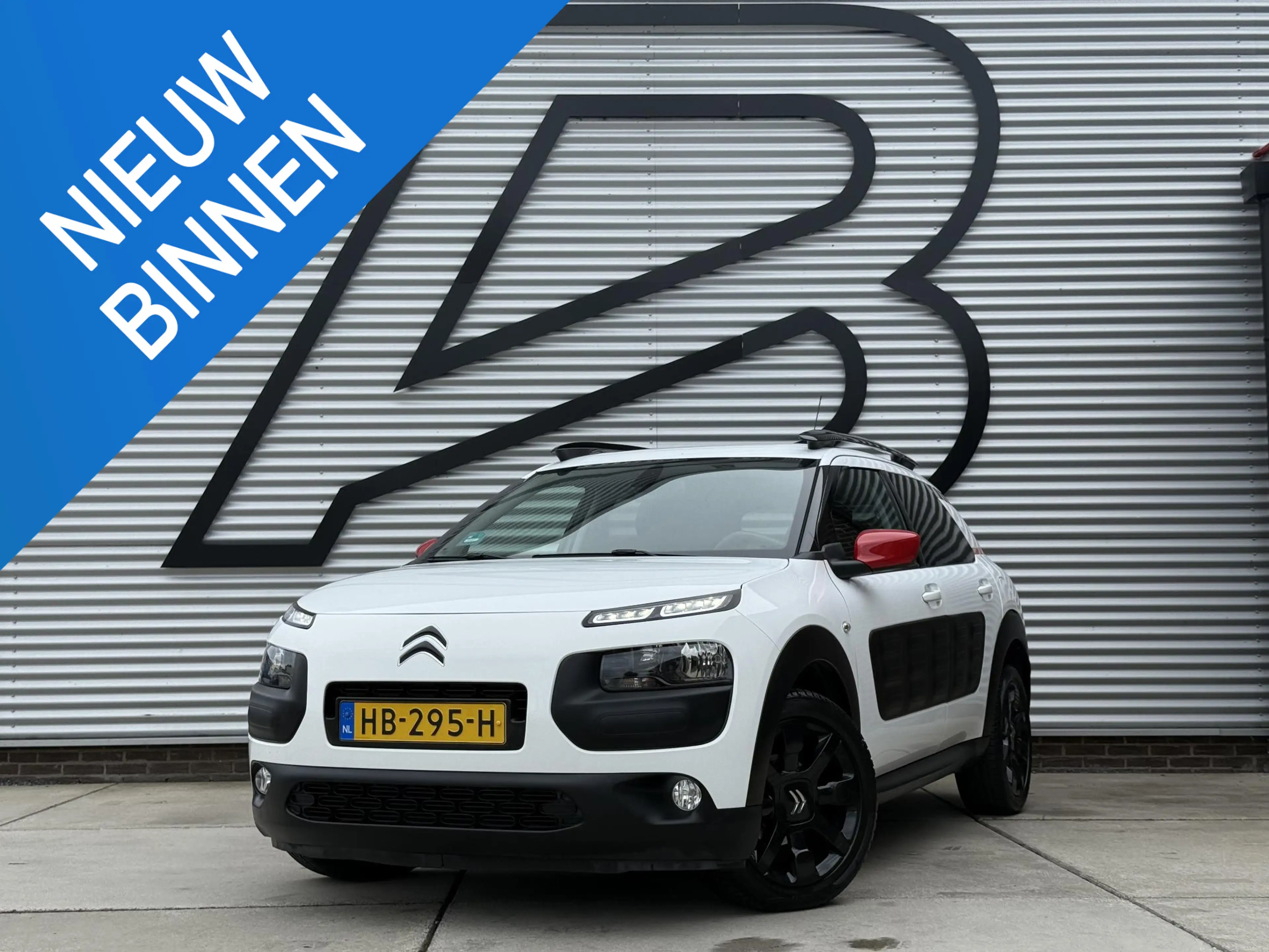 Citroen C4 Cactus 1.2 PureTech Shine Camera|Cruise|Trekhaak|PDC|Stoe