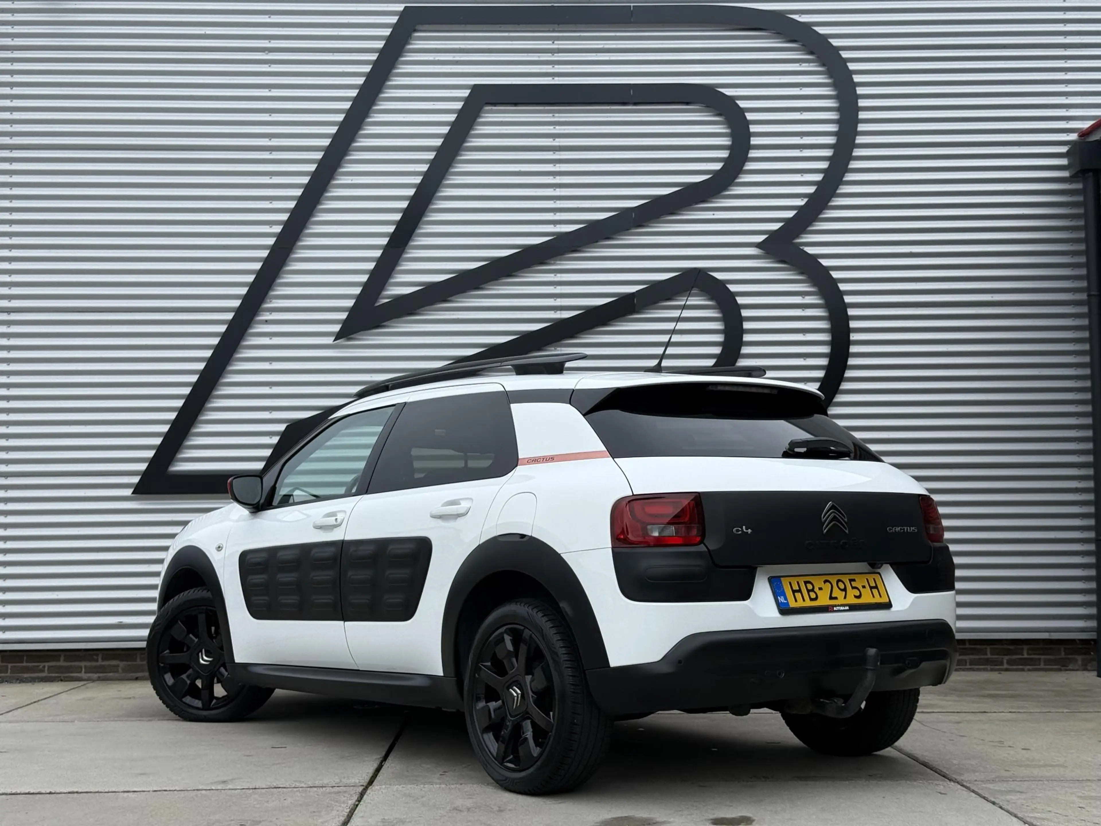 Citroen C4 Cactus 1.2 PureTech Shine Camera|Cruise|Trekhaak|PDC|Stoe — photo 11