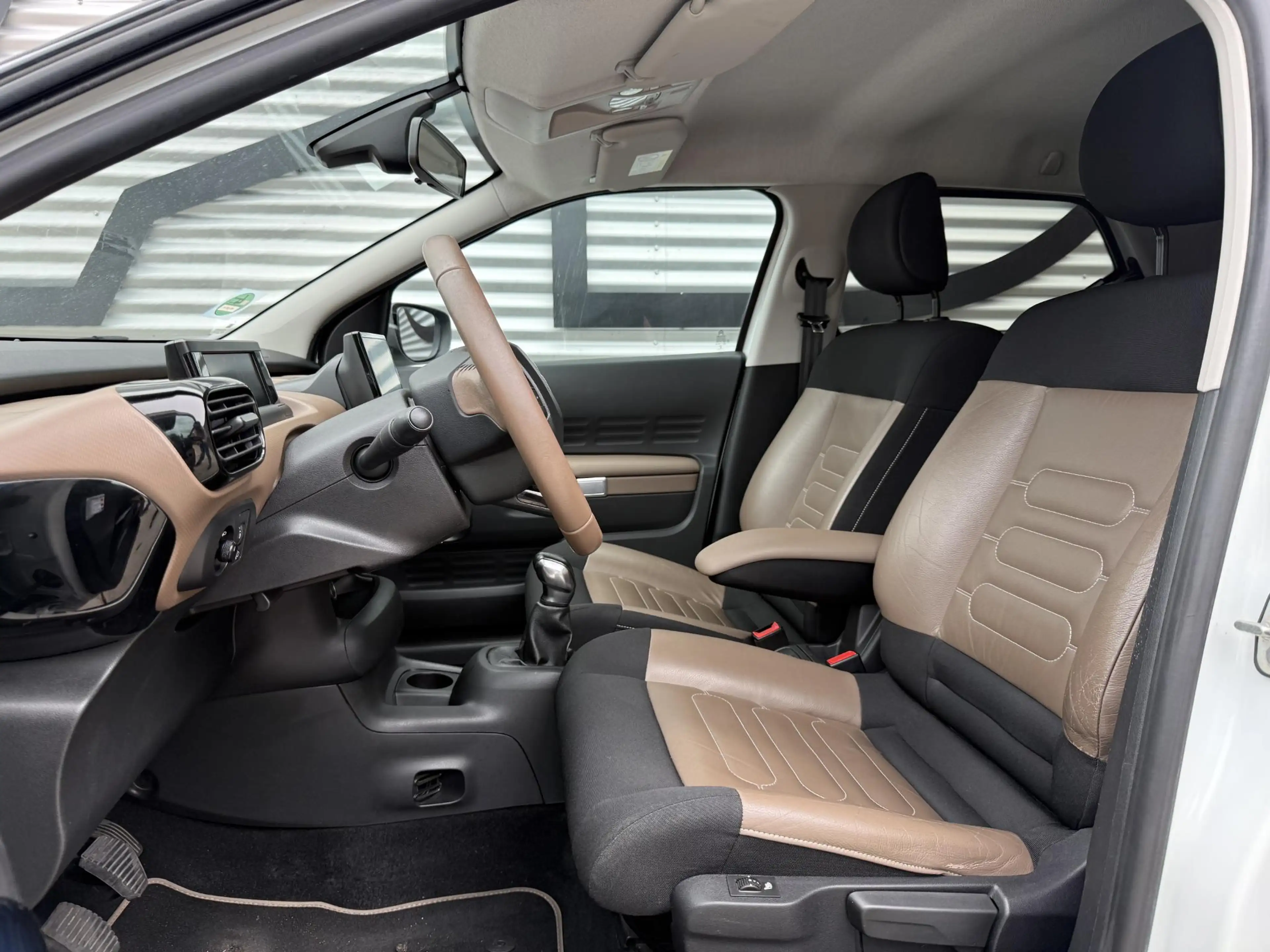 Citroen C4 Cactus 1.2 PureTech Shine Camera|Cruise|Trekhaak|PDC|Stoe — photo 4