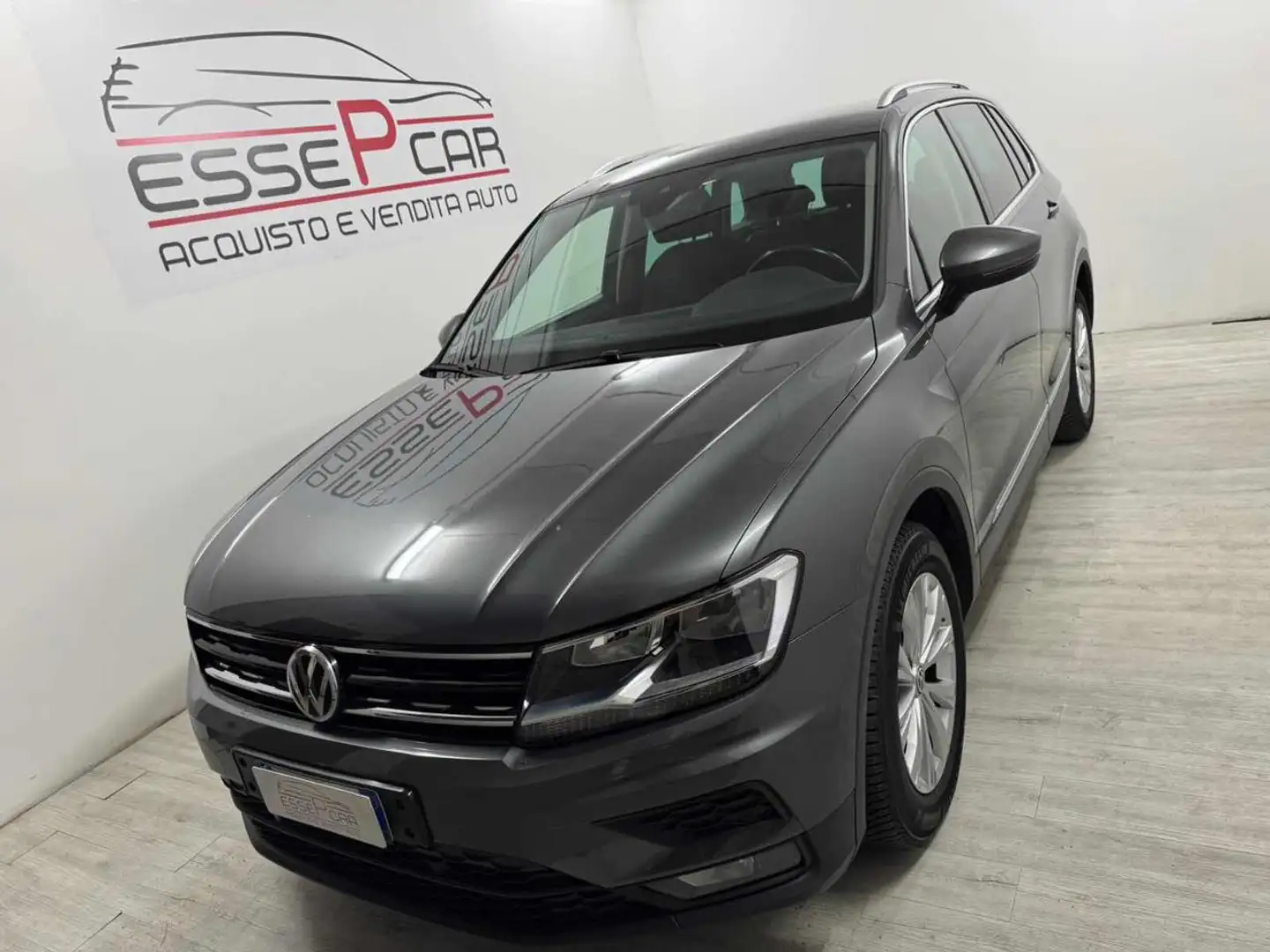 Volkswagen Tiguan 1.5 TSI Business ACT BlueMotion Technology Gris - 1