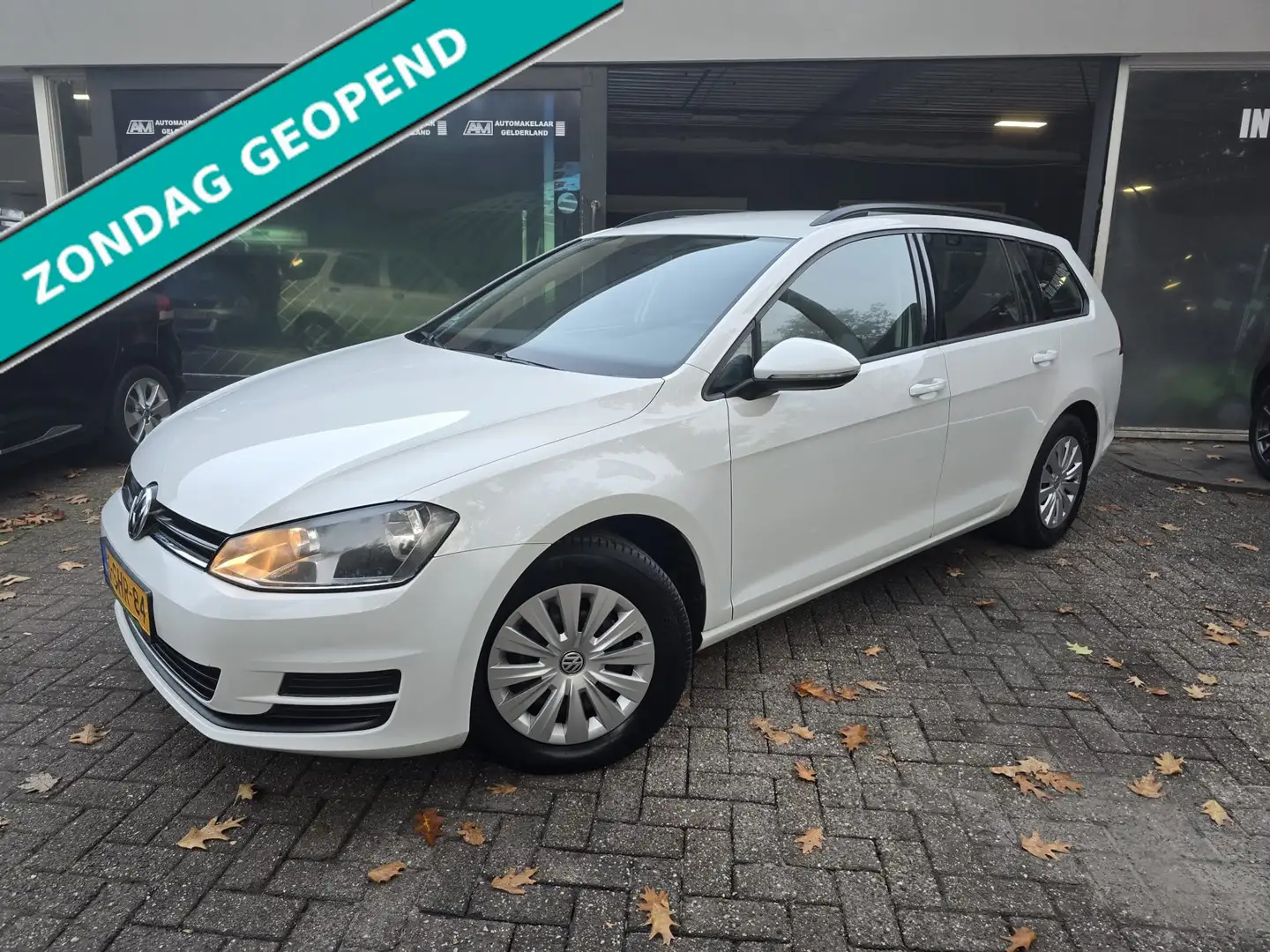 Volkswagen Golf Variant 1.2 TSI Trendline | 2E EIGENAAR | 12MND GARANTIE | Weiß - 1