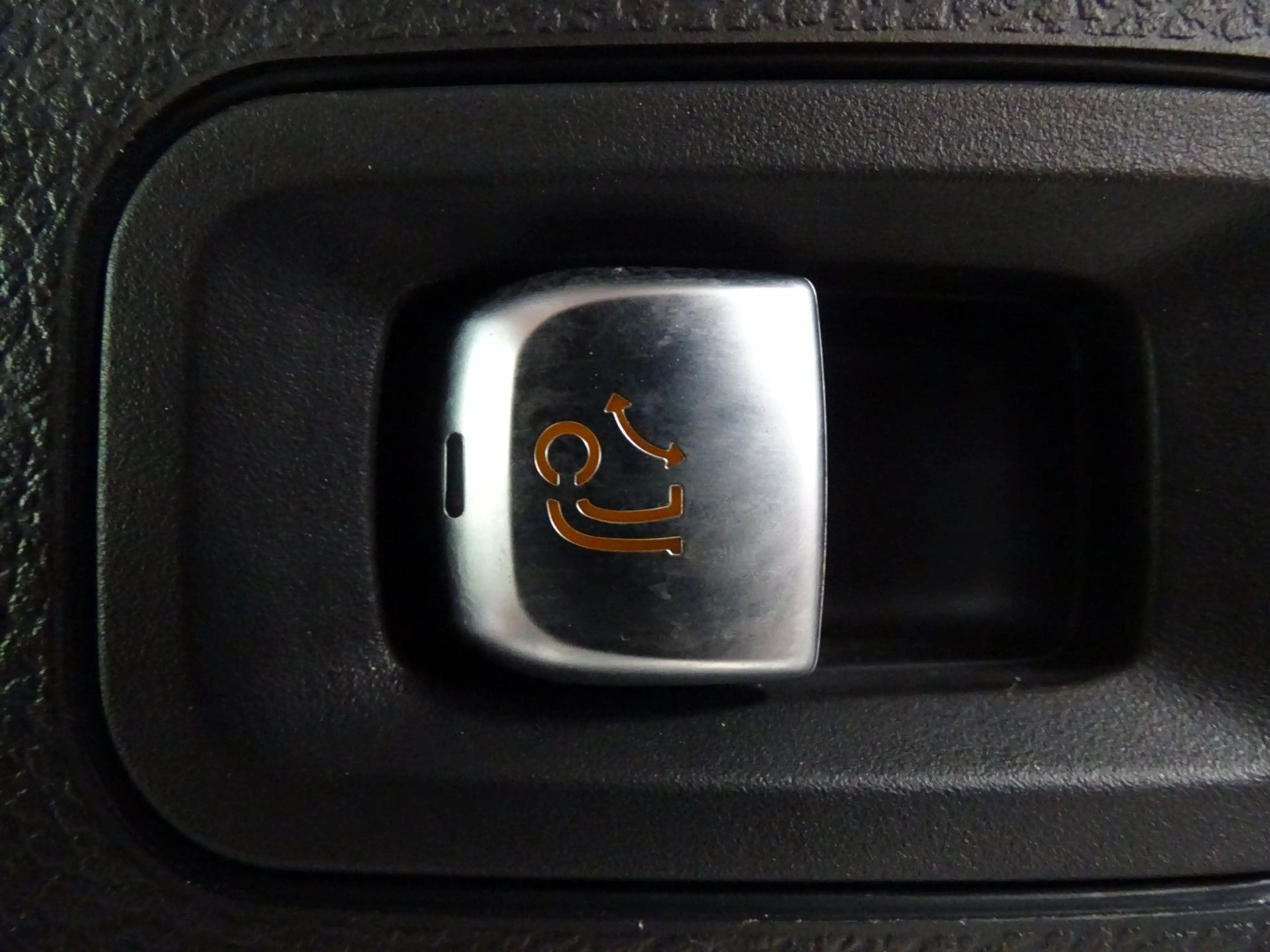 Mercedes-Benz GLC 250 AMG Line 4Matic*AHK+PANO+BURMESTER — photo 7