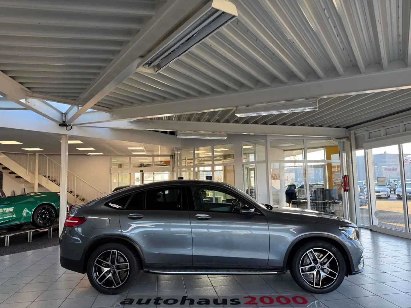 Mercedes-Benz GLC 350 d Coupe 4Matic AMG Line LED/360°/GD/AHK Grau - 2