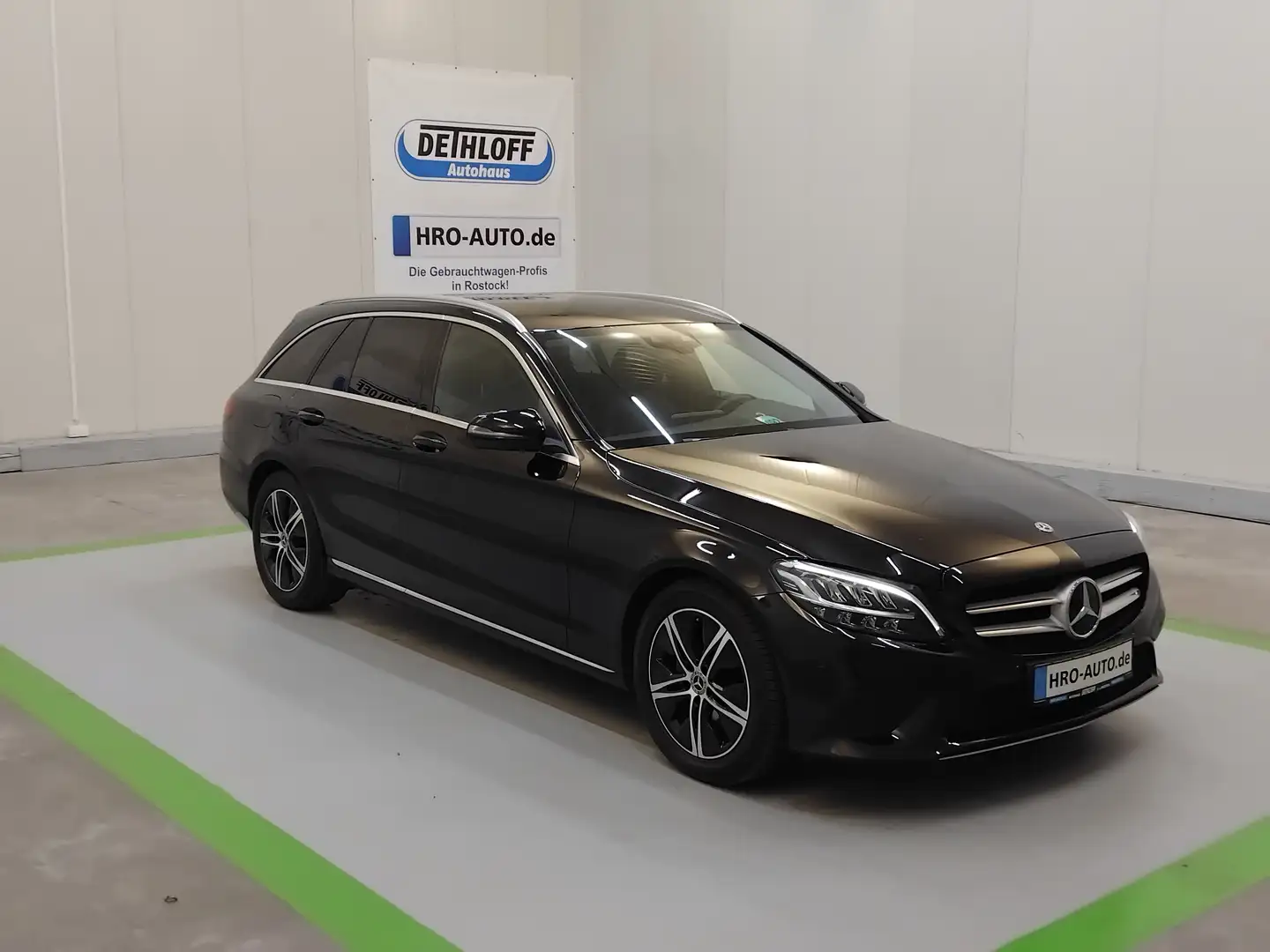 Mercedes-Benz C 180 C 180 T Avantgarde Schwarz - 1