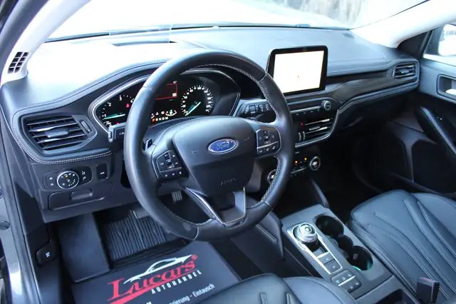 Ford Focus view 8