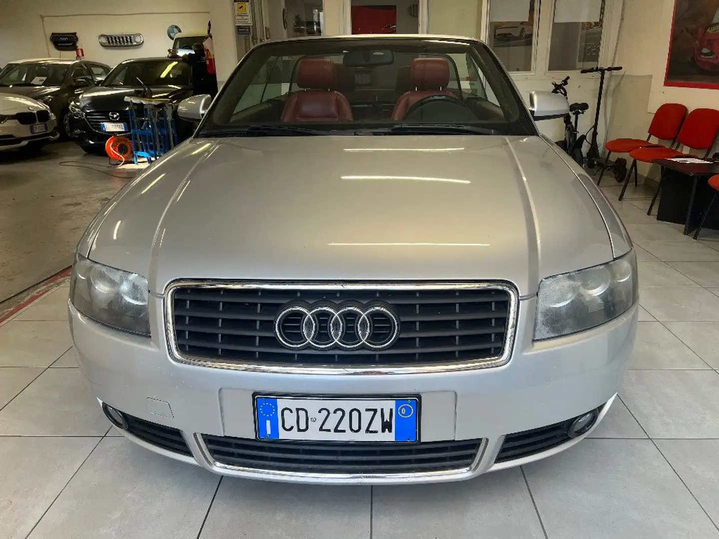 Audi A4 Cabriolet 2.5 V6 TDI cat Grigio - 2