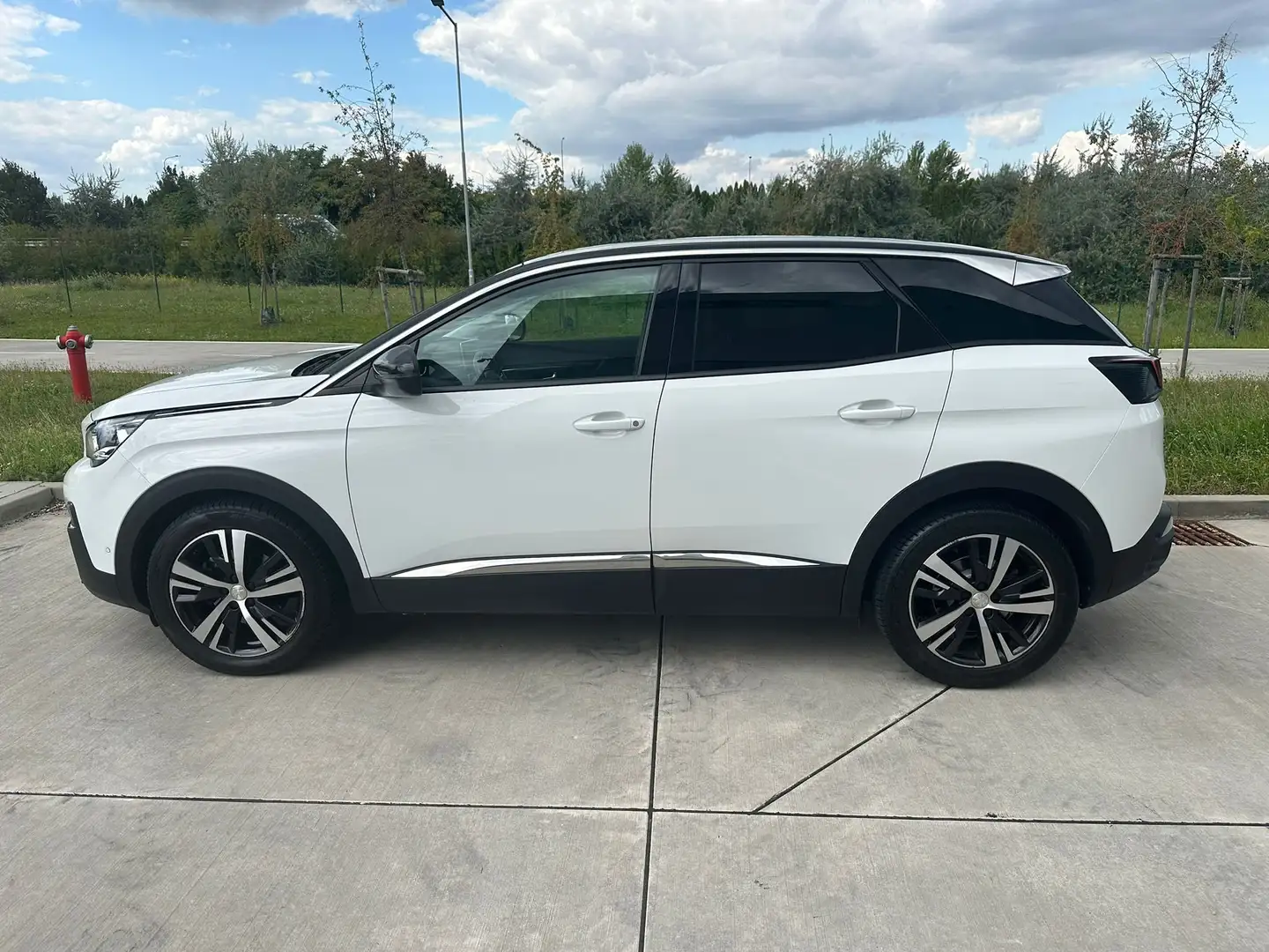Peugeot 3008 3008 II 2016 1.5 bluehdi Allure s Bianco - 1