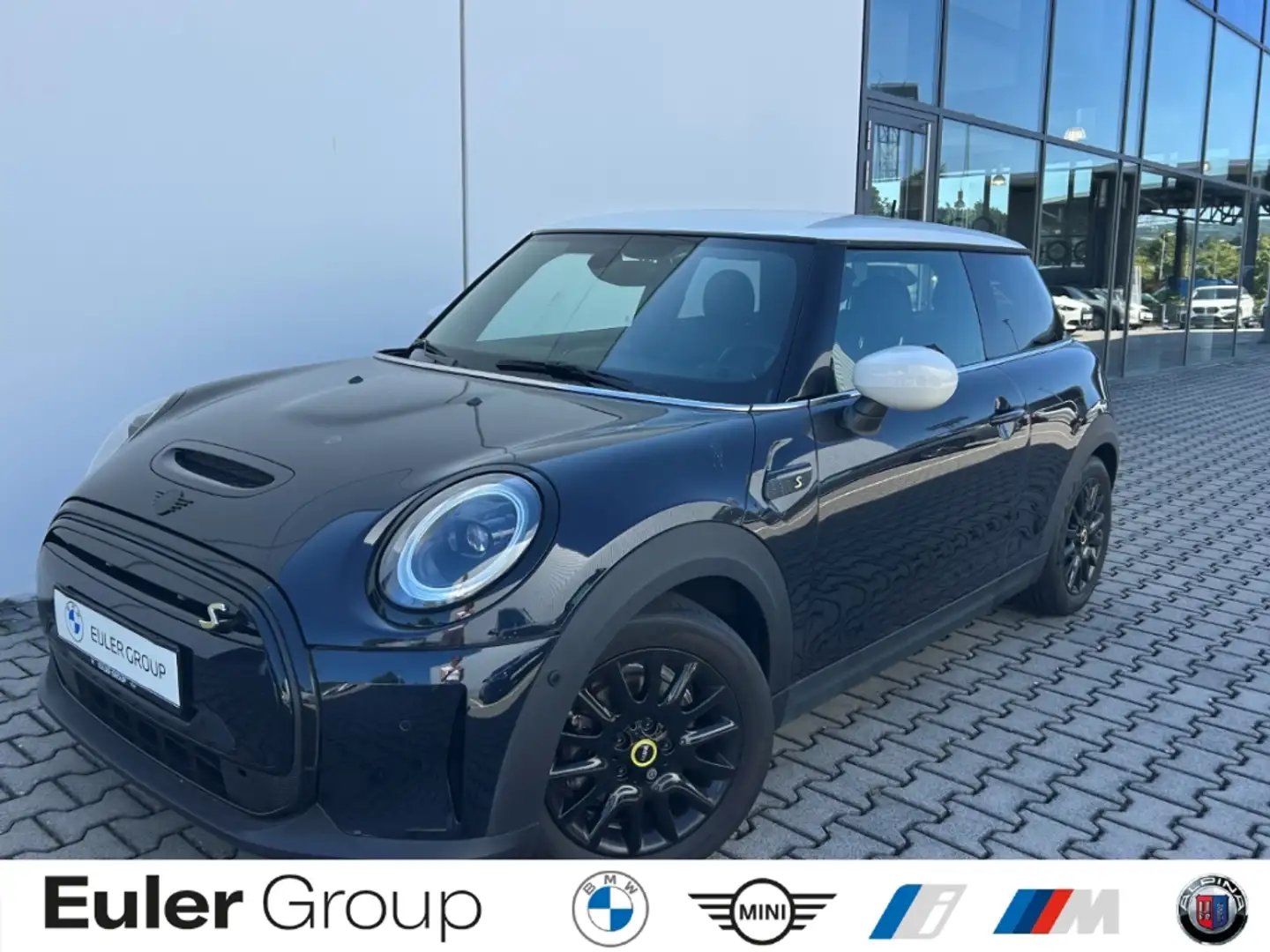 MINI Cooper SE RFK SHZ LED H/K DigCockpit NAV Parkass Schwarz - 1