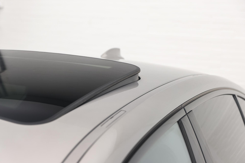 BMW 330 3 Serie 330e High Executive Automaat / Trekhaak / — photo 4