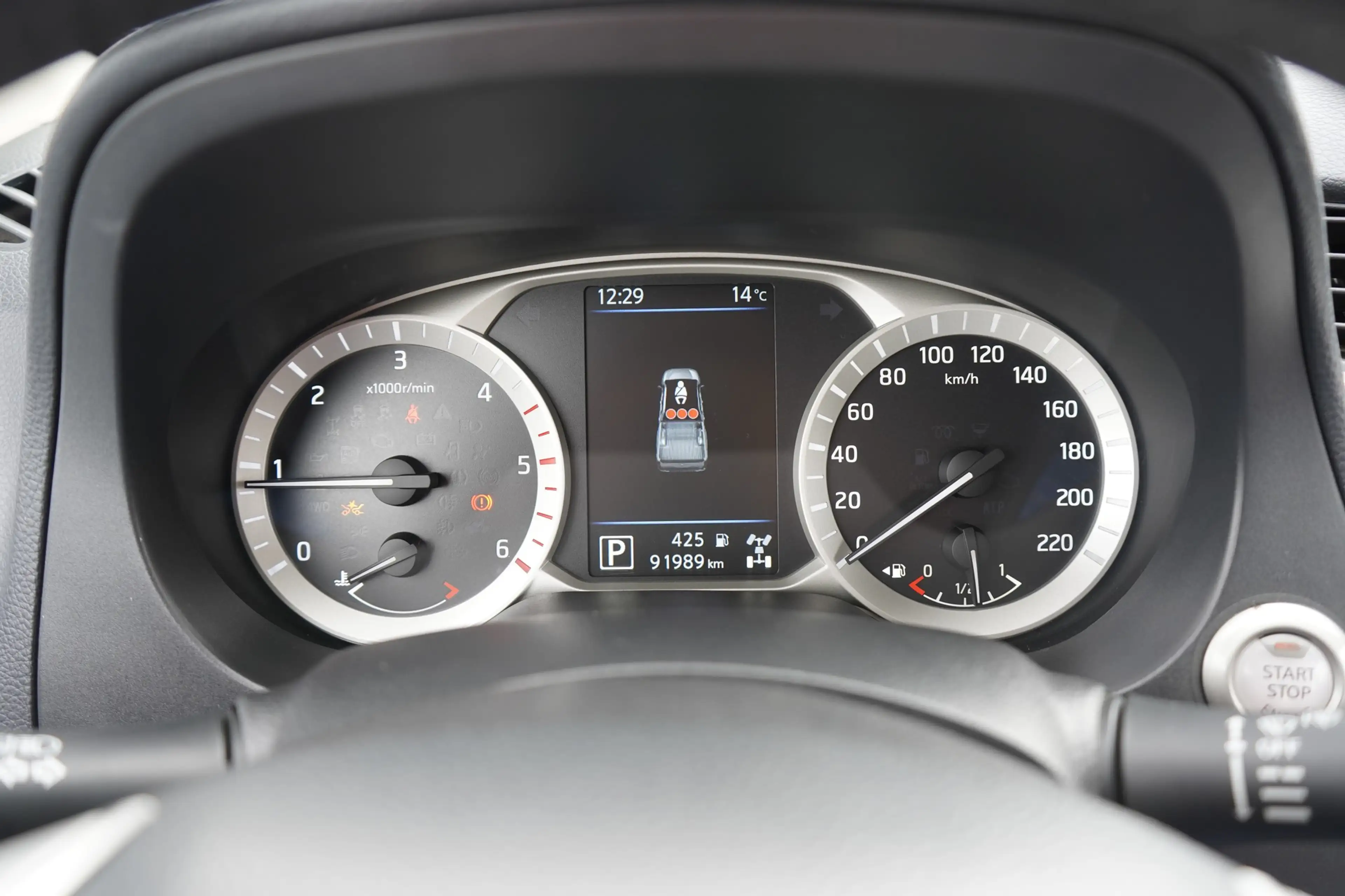 Nissan Navara NP300 2.3 dCi N-Connecta Double Cab LED Nav — photo 10
