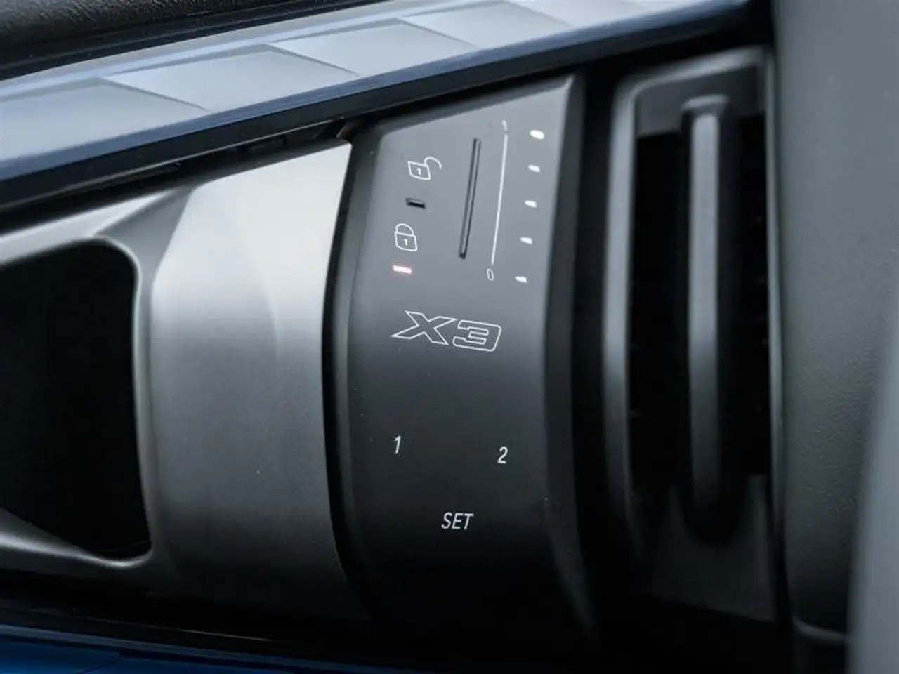 BMW X3 photo BMW X3
