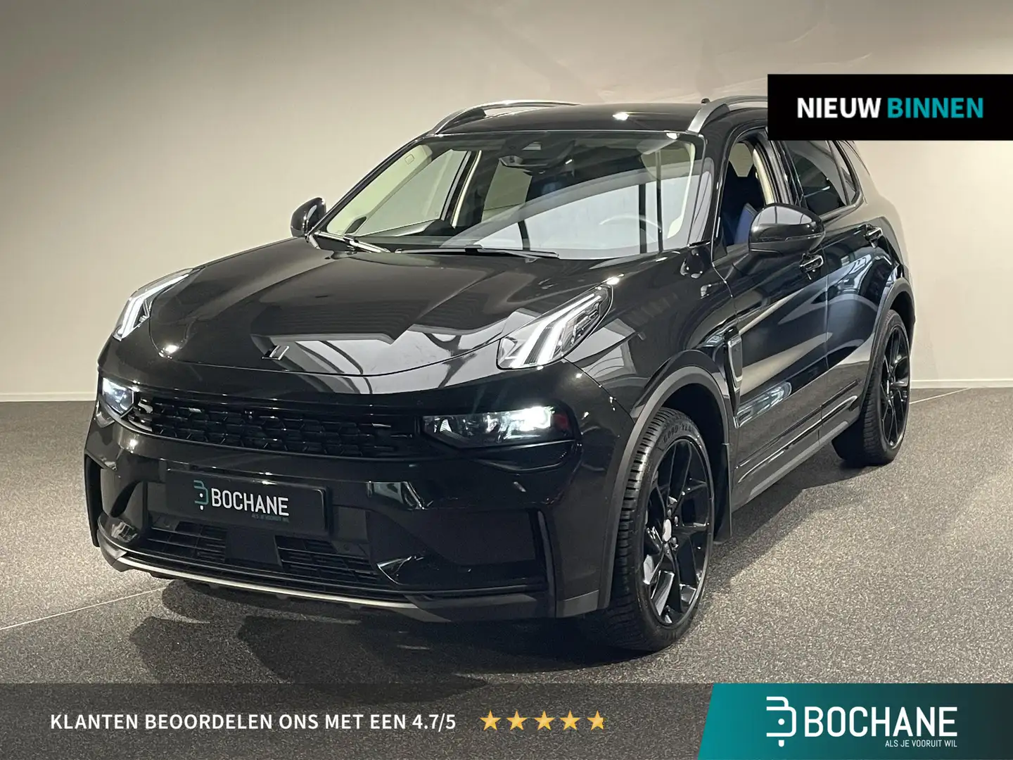 Lynk & Co 01 1.5 | Navigatie | Camera | Panoramadak Zwart - 1