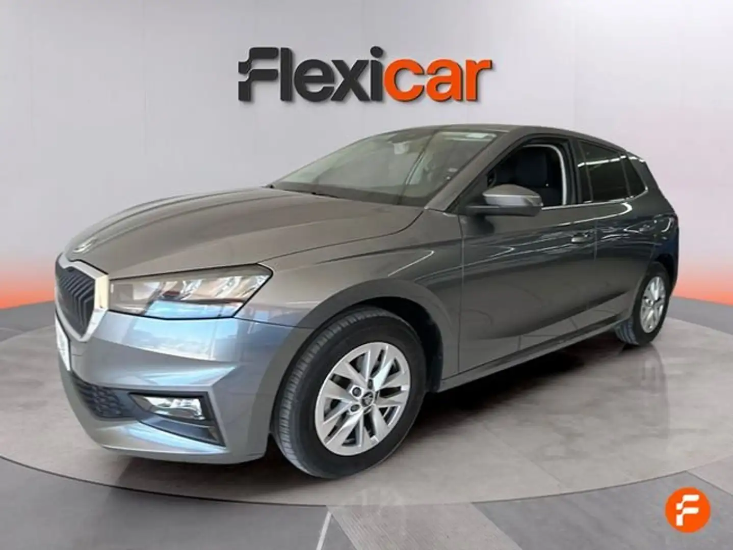 Skoda Fabia 1.0 TSI Selection DSG 85kW Gris - 2