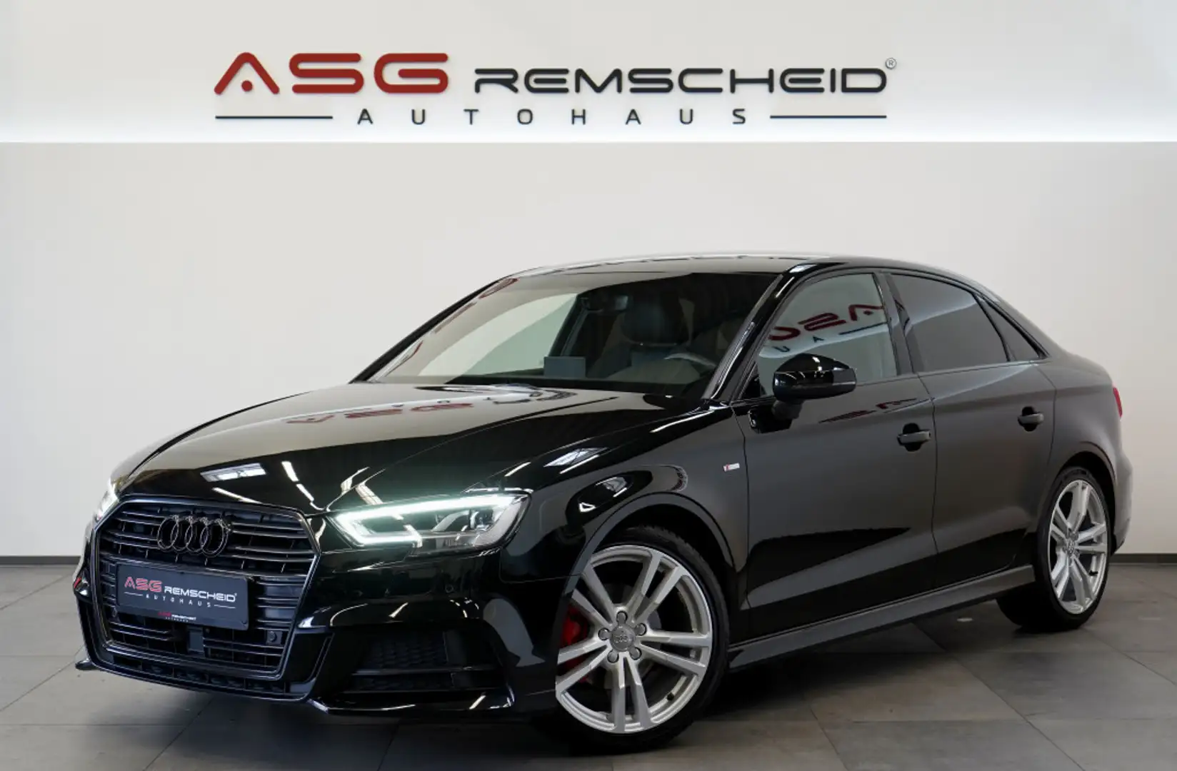 Audi A3 1.4 TFSI Limousine S Line S-Tr. *Virtual*ACC Black - 1