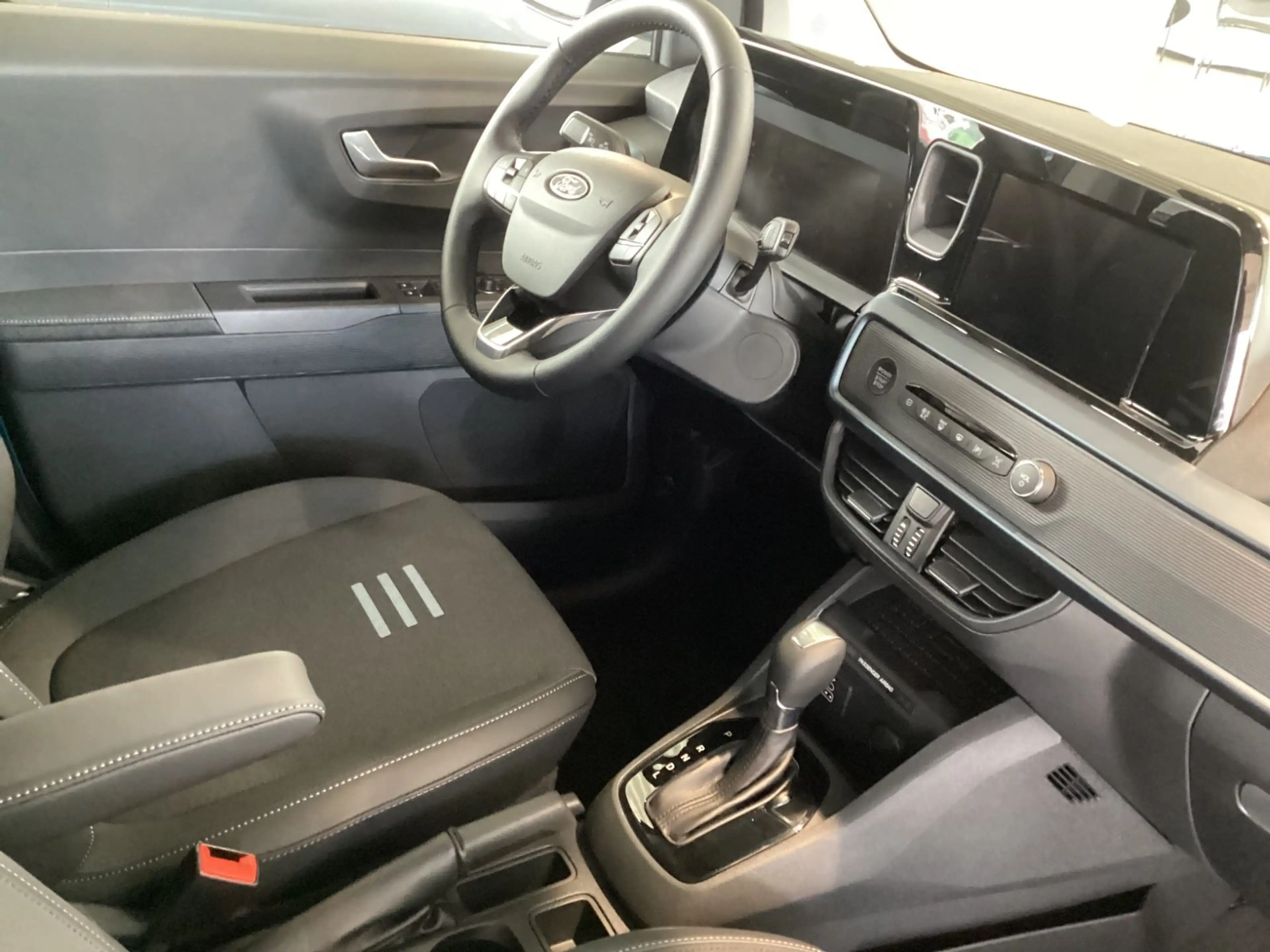 Ford Tourneo Courier Active*NAVI*ACC*RFK*GARANTIE — photo 18