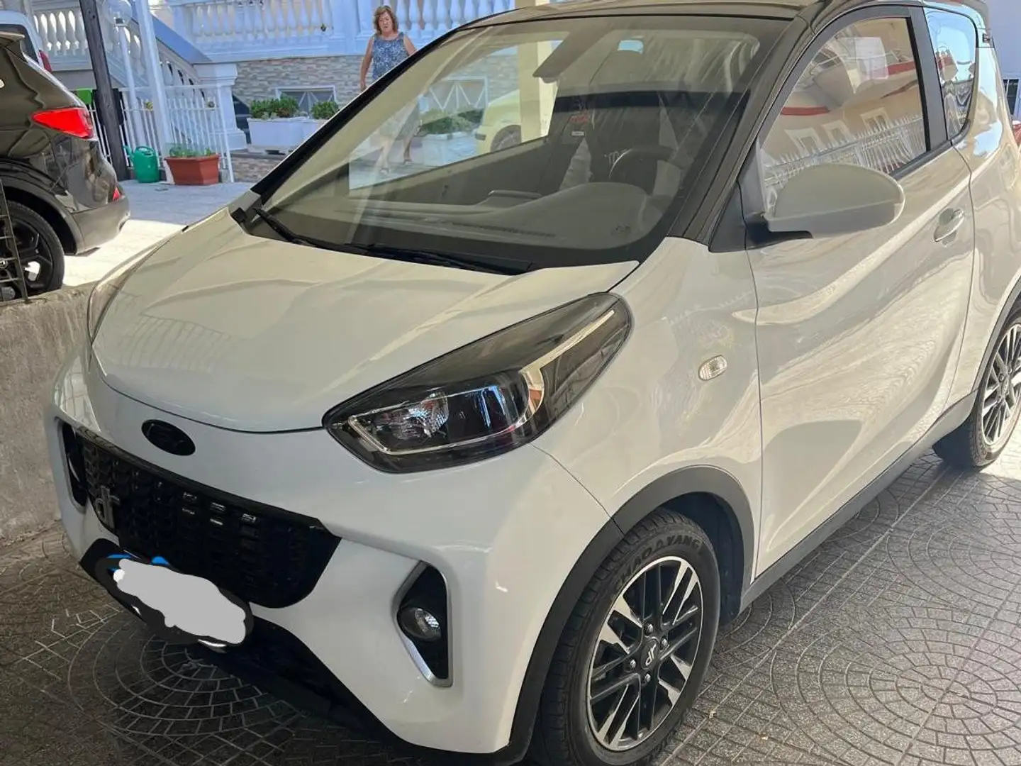 DR Automobiles DR1.0 1.0 EV Білий - 1