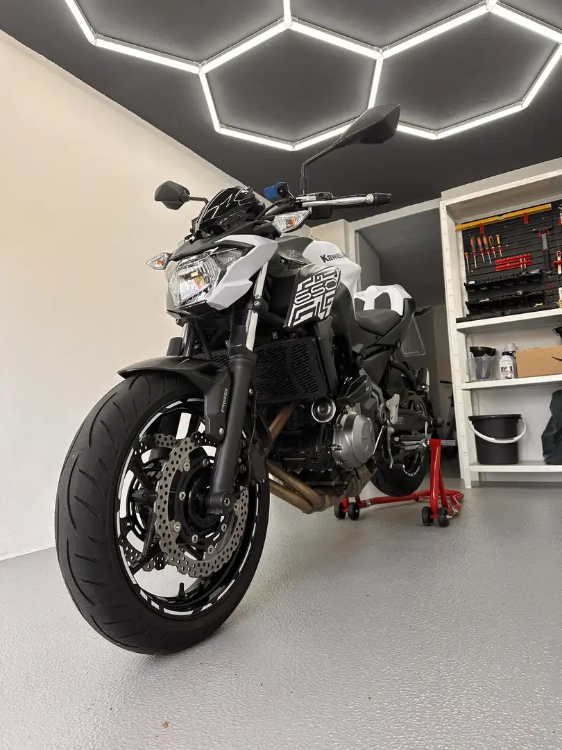 Kawasaki Z 650 Reserviert bis 29.06.2025 Weiß - 2