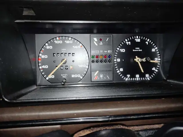 Volkswagen Jetta view 8