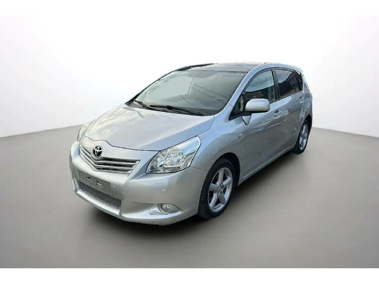 Toyota Verso 132 VVT-i 5pl TRAVEL BVA