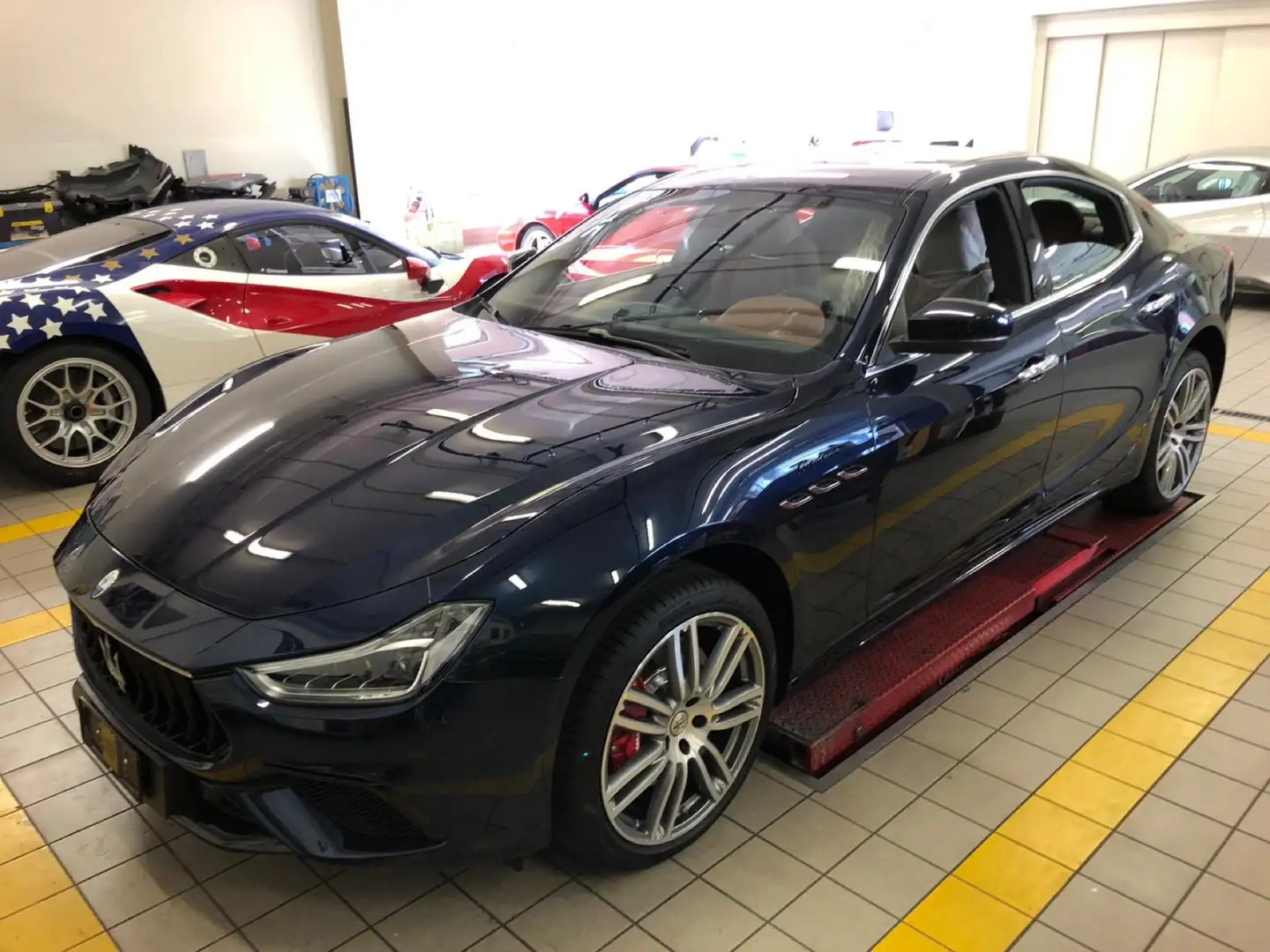 Maserati Ghibli 3.0 V6 Modena 350cv rwd auto - 1