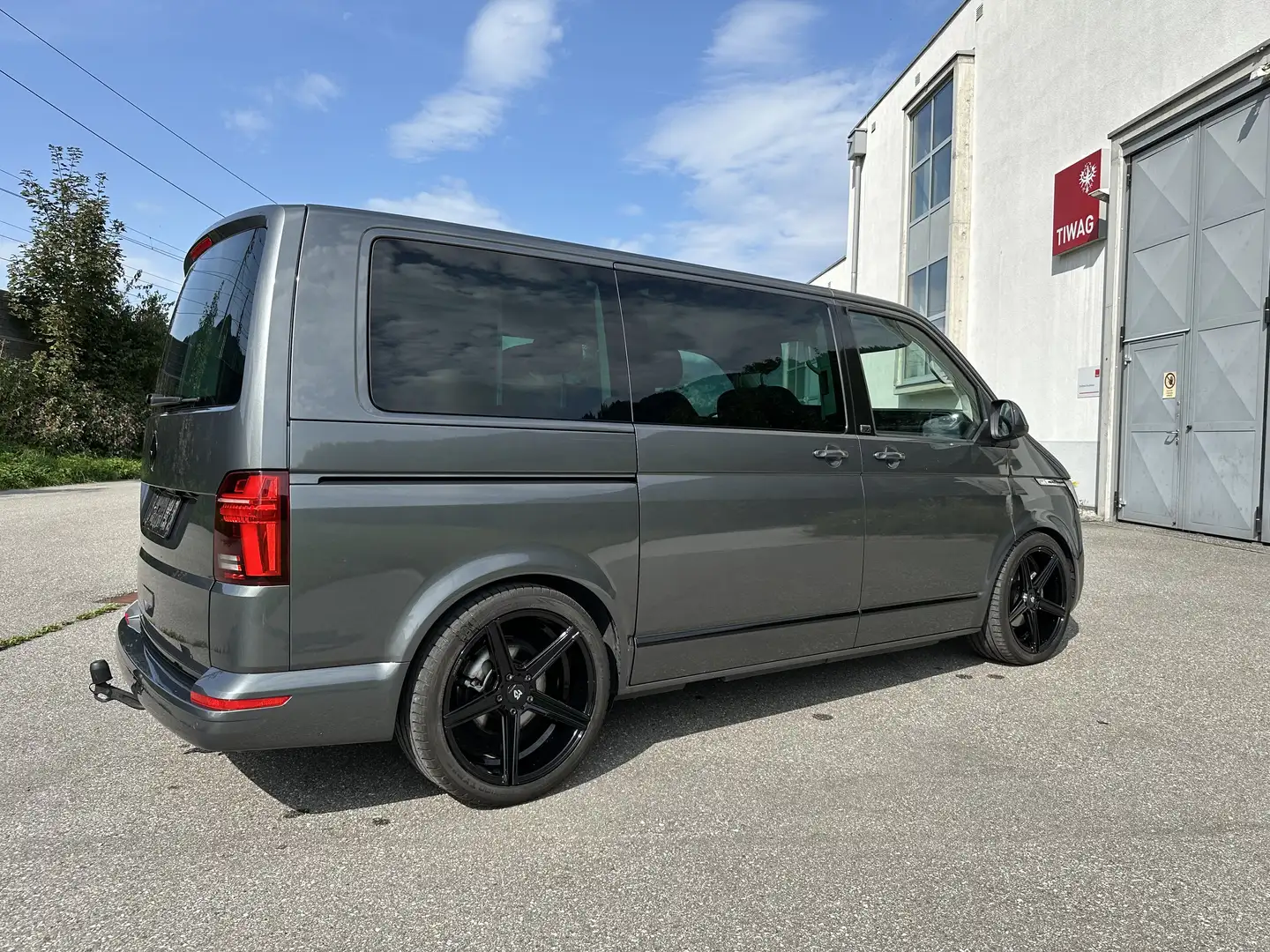 Volkswagen T6.1 Multivan Generation Six, Highline - 2