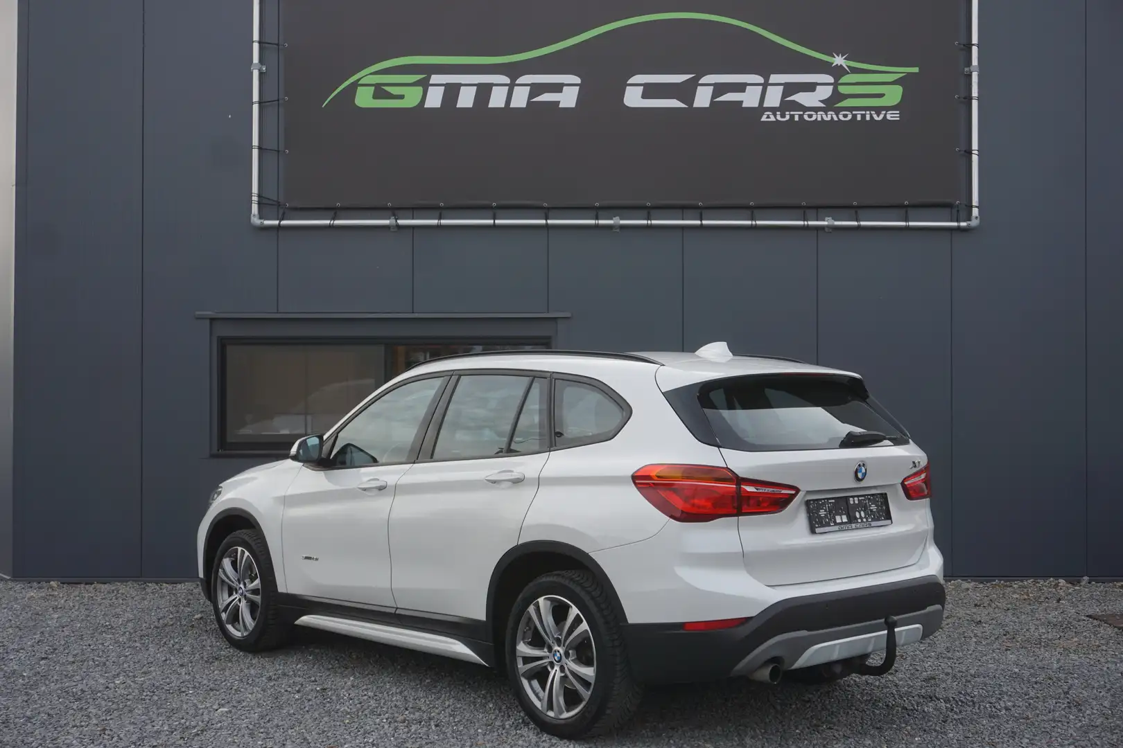 BMW X1 sDrive18i Aut. Benzine-Navi-Pano-Leder-Garantie Wit - 2
