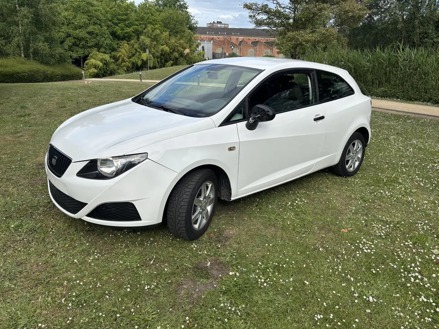 SEAT Ibiza SC 1.2i Reference✅✅CT OK✅✅ FEUILLE ROSE✅ Blanc - 2