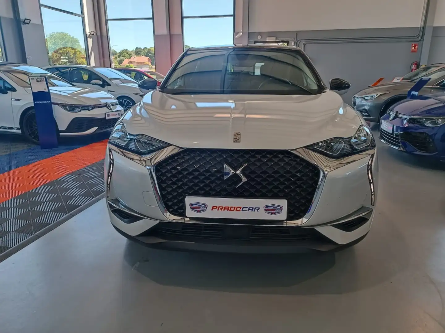 DS Automobiles DS 3 Crossback BlueHDi Be Chic 100 - 2