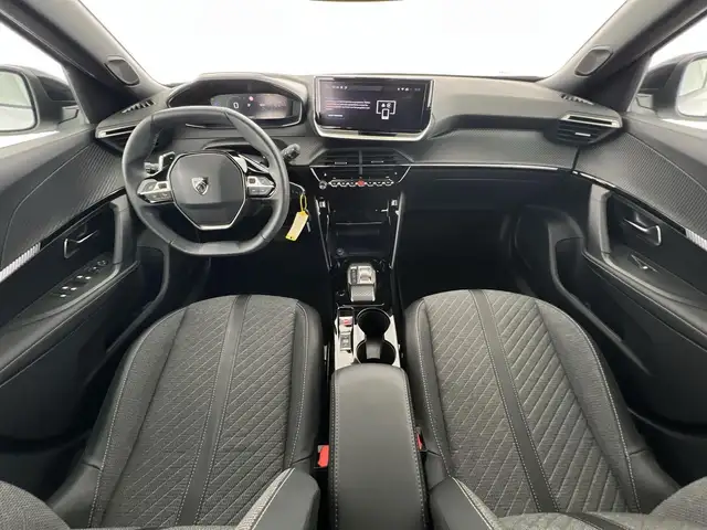 Peugeot 2008 view 7
