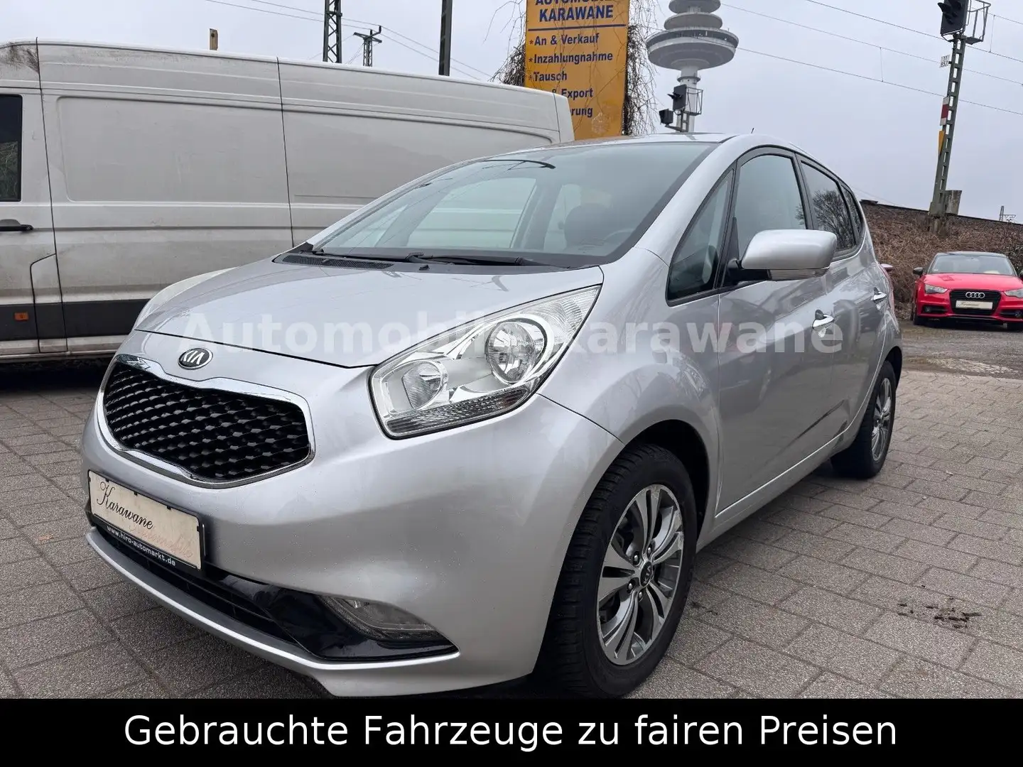 Kia Venga Dream Team*Navi*R-Cam*2.Hand*NUR 67.000 KM Silber - 1
