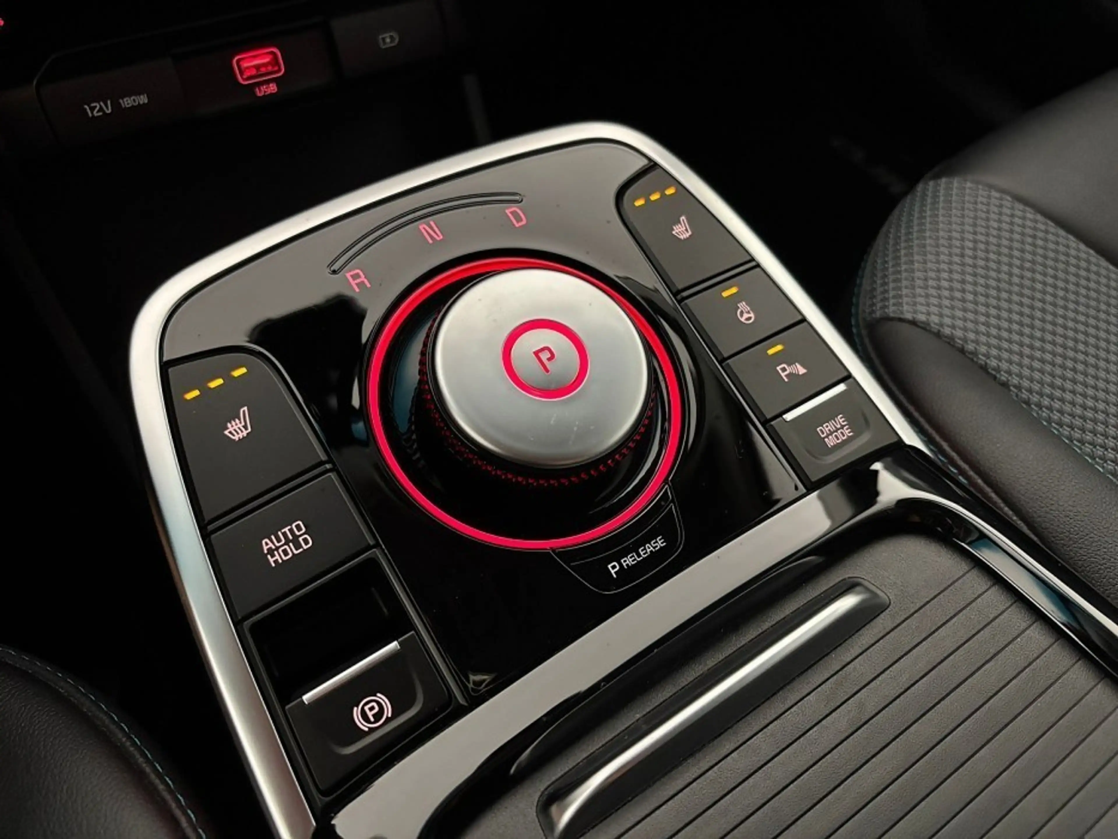 Kia e-Niro Edition 64 kWh | NAVI | CAMERA | Half LEDER — photo 6